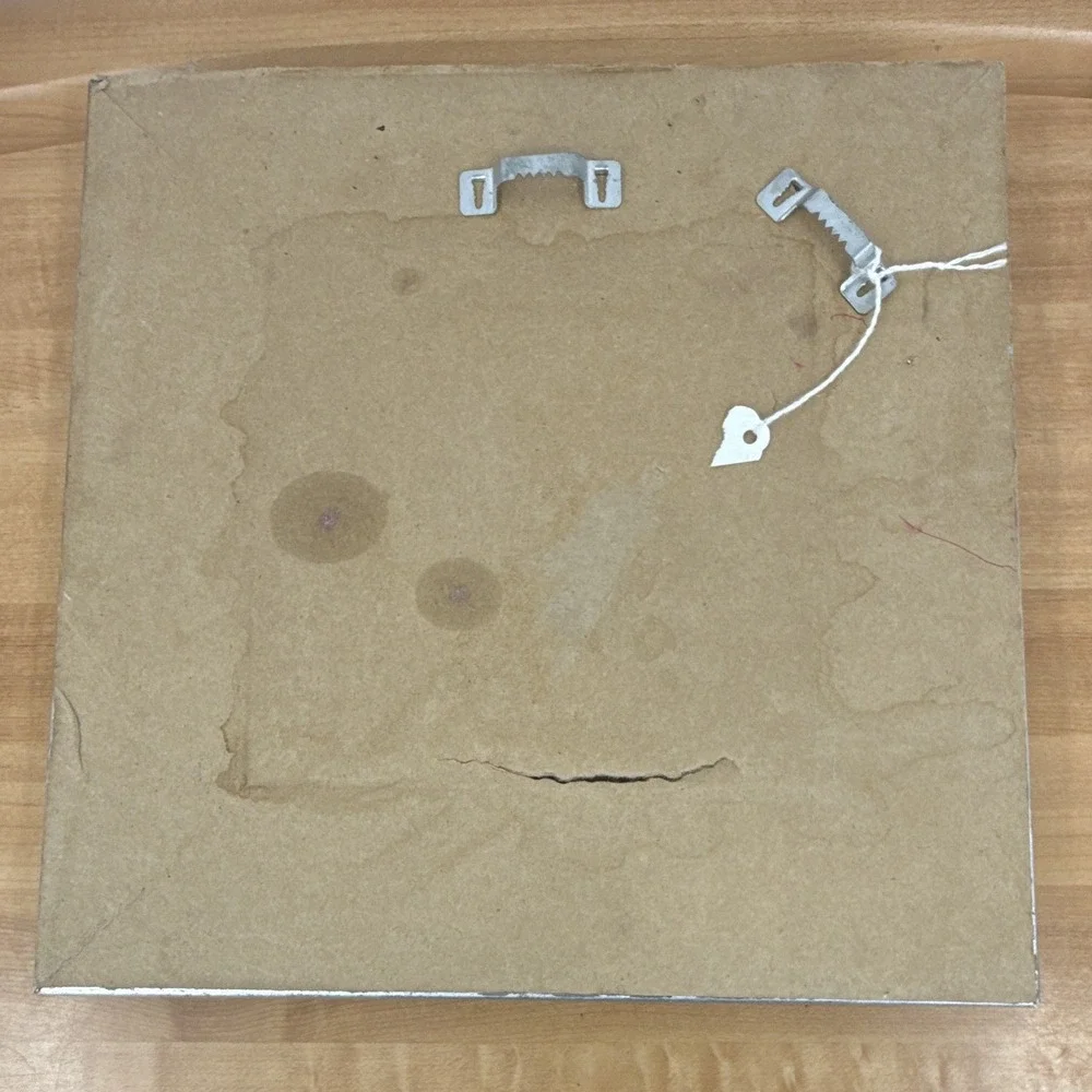 N/A square silver